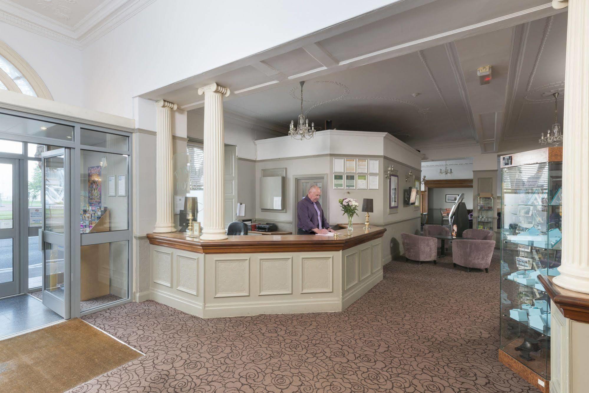 The Caledonian Torbay Hotel Torquay Exterior photo